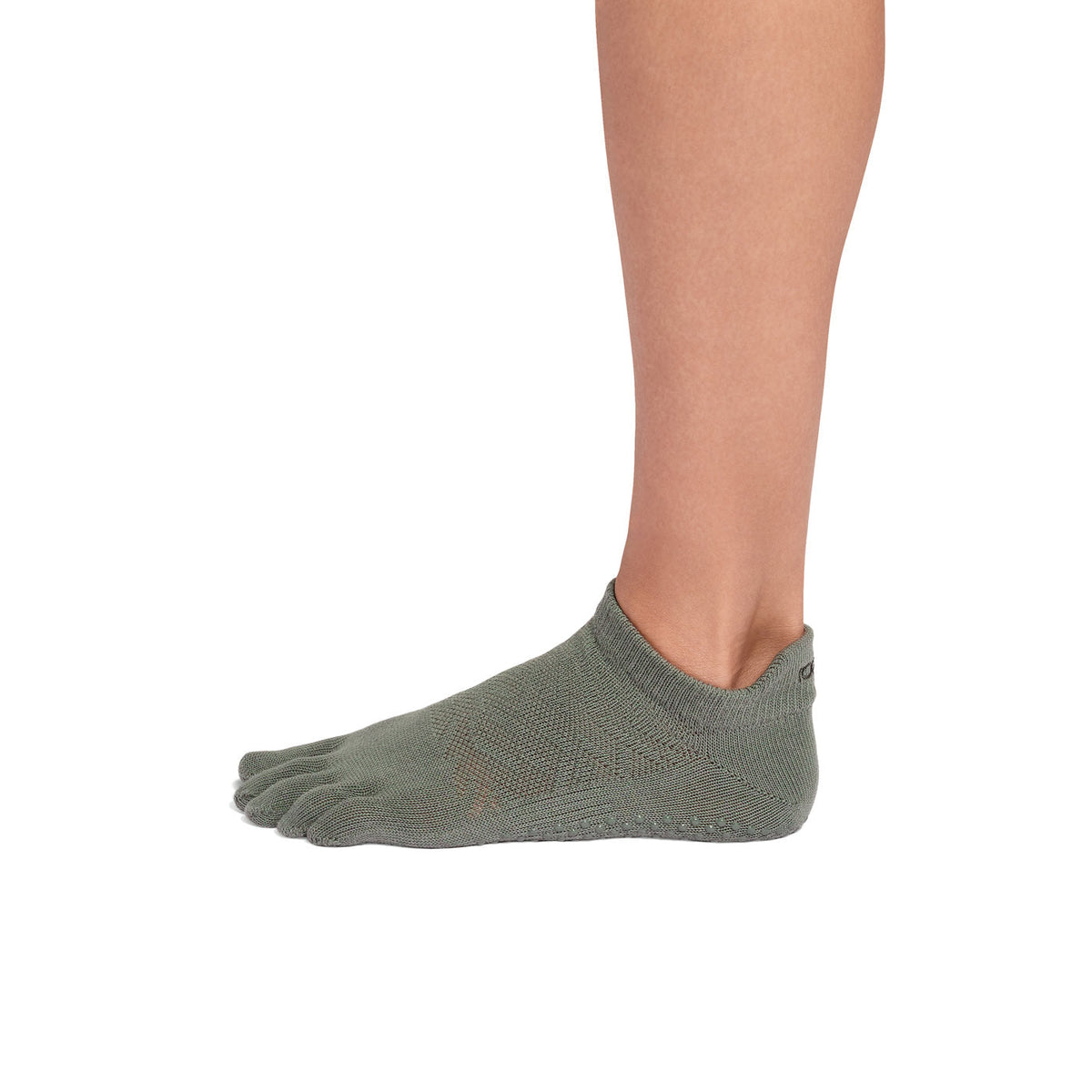 ToeSox Full Toe Low Rise Grip Socks in Ivy field – detail view