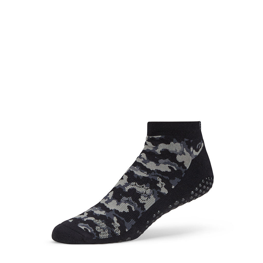 Base 33 Low Rise Grip Socks